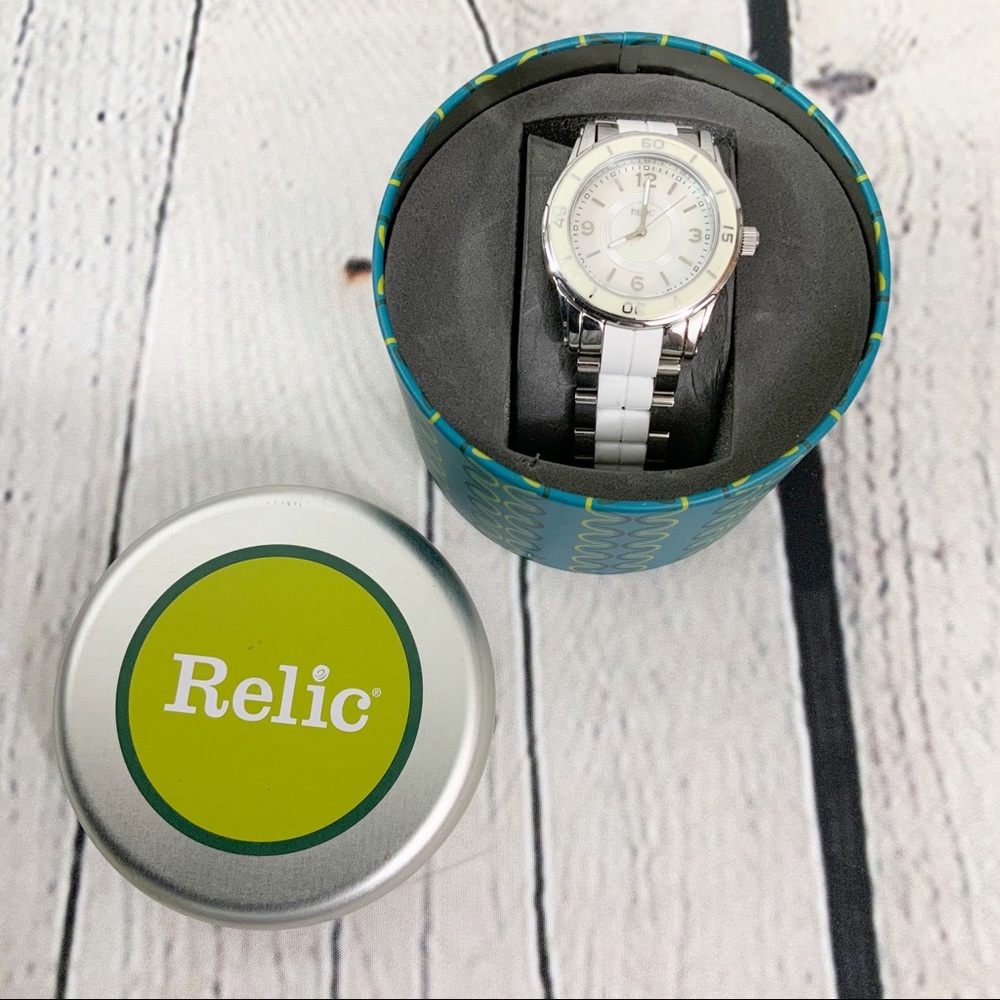 Relic 100’ Water Resistant Watch NWT